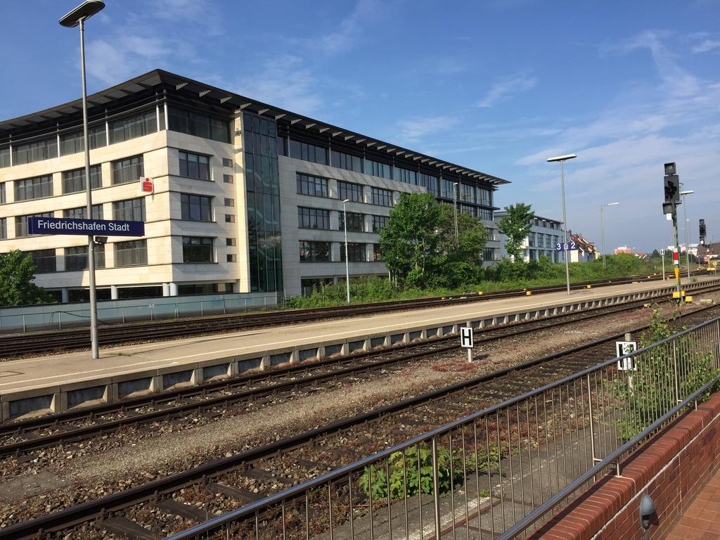 Hotel Carli'S Bed-No-Breakfast Friedrichshafen Zewnętrze zdjęcie