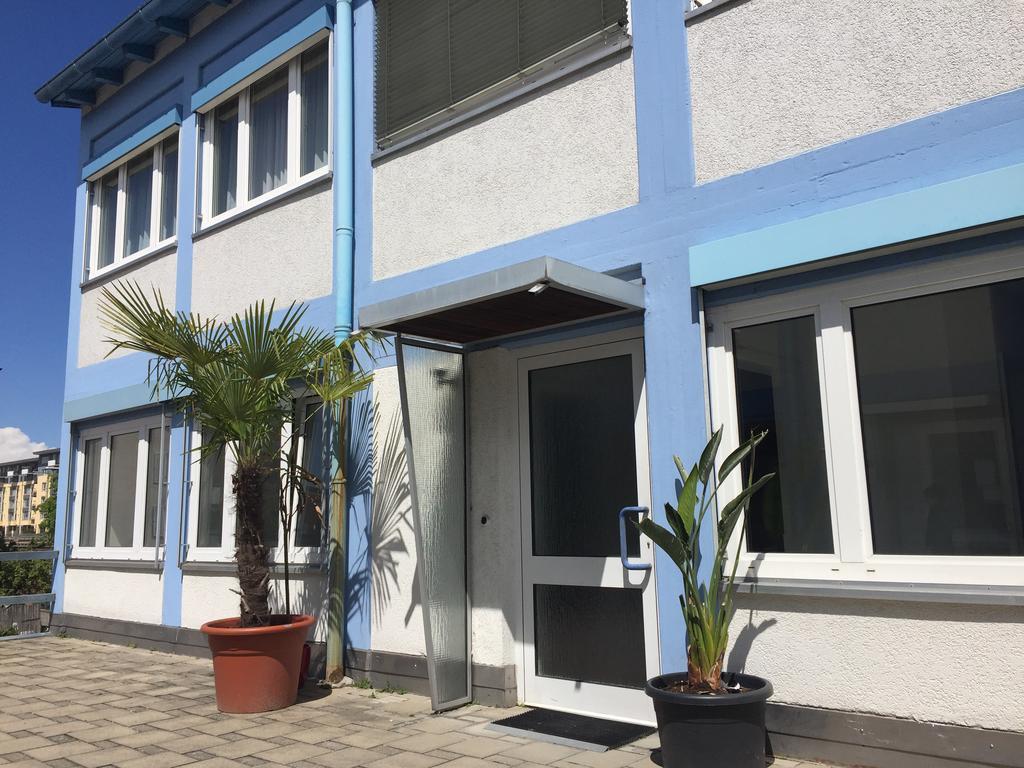 Hotel Carli'S Bed-No-Breakfast Friedrichshafen Zewnętrze zdjęcie